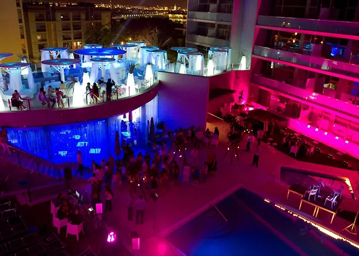 Aparthotel Four Elements Suites Salou